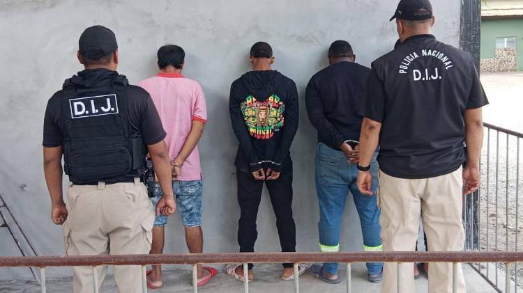 Autoridades aprehendieron a cuatro personas y decomisaron evidencias en el marco de la Operación Patrono, desarrollada en el distrito de Chepo.