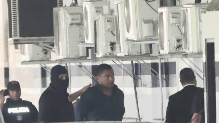 Luis Oliva a su llegada a la Dirección de Investigación Judicial