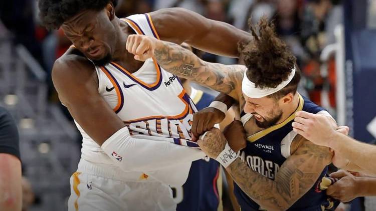 Manotazos que dejaron ir billetes.