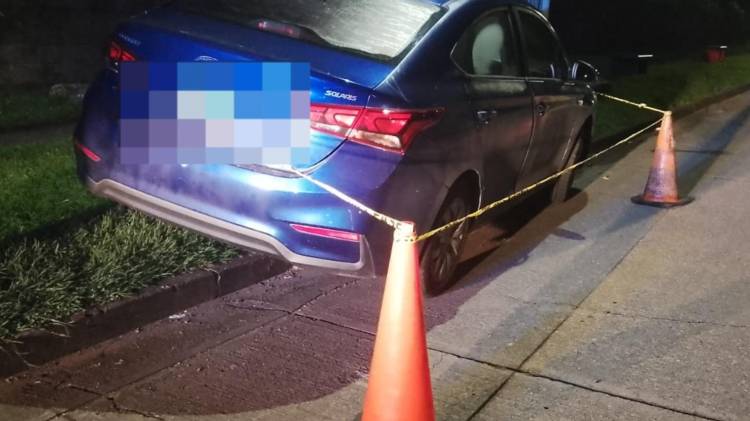 La Policía recuperó el vehículo y dos armas tras el asalto a conductora en Tocumen.