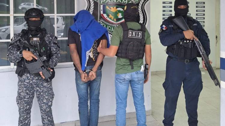 Los capturados fueron puestos a órdenes de las autoridades competentes.