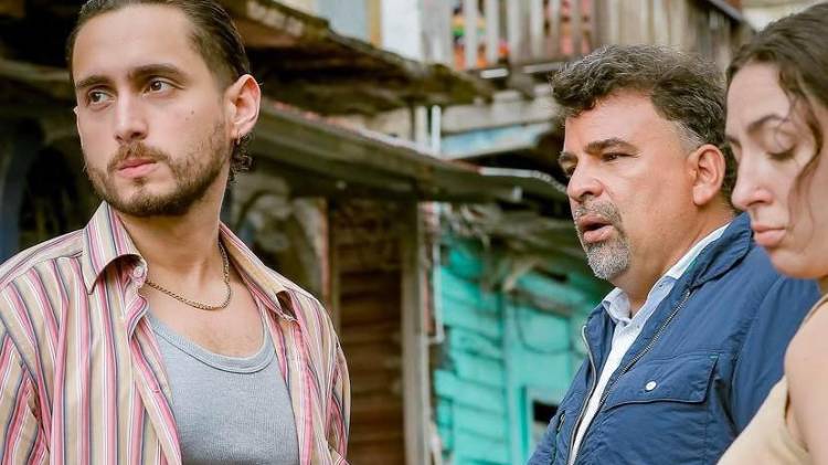 Redes Sociales/@dobaldia