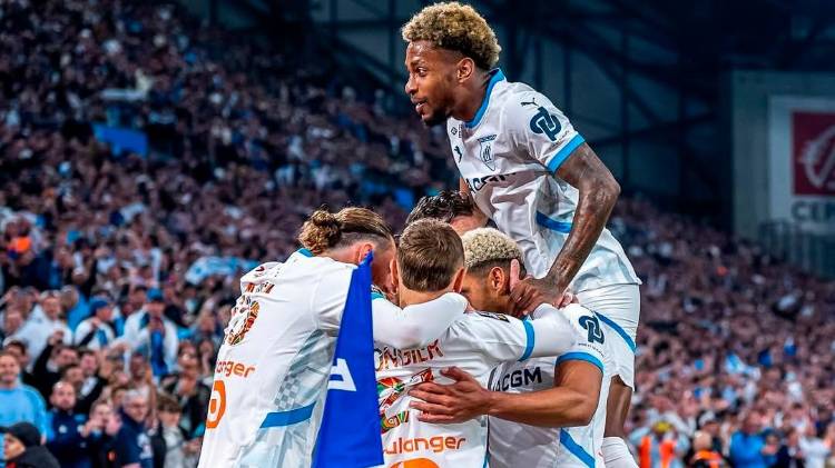 Michael Amir Murillo es pieza clave en la defensa del equipo francés.