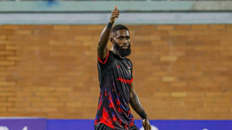 Redes / CD Plaza Amador