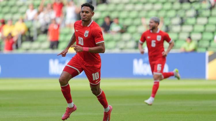 Ismael Díaz celebra uno de sus seis goles en la Copa Oro 2025. El delantero panameño fue incluido en el Once Ideal del torneo y se consagró como el máximo goleador de la edición.