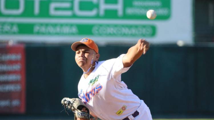 Béisbol Juvenil: Duelos de alta tensión en la ronda de ocho