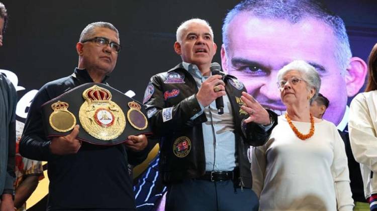 Gilberto Jesús Mendoza durante su escogencia.