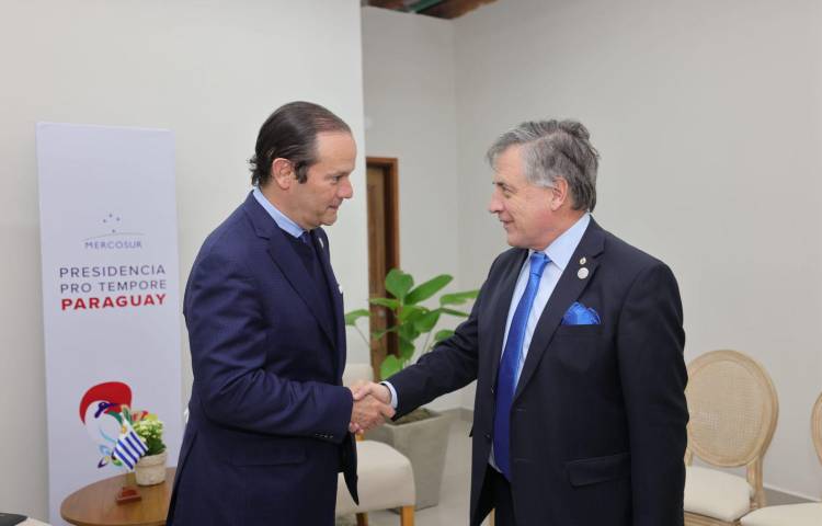 Uruguay respalda el acercamiento de Panamá al MERCOSUR