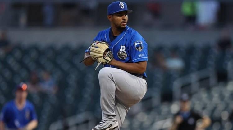 Abdiel Mendoza, lanzador de 27 años.