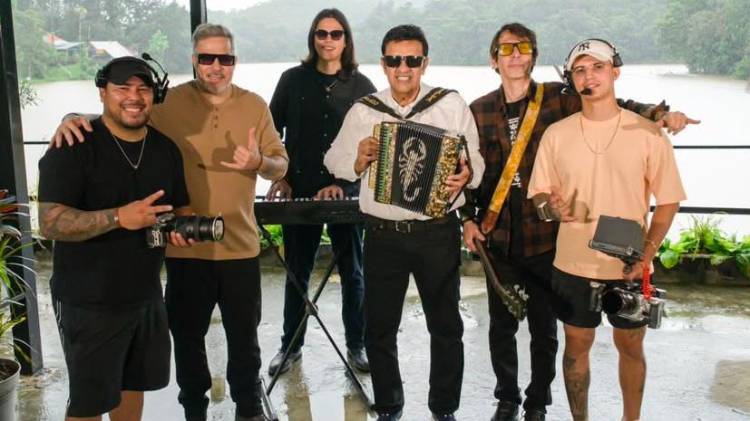 Redes Sociales/@osalmirantes