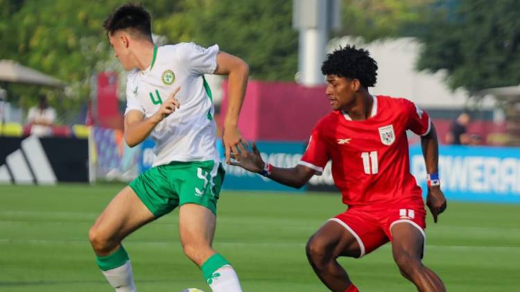 Panamá intentó amenazar la portería irlandesa, pero a la vez dejó muchos espacios a la contra, que fueron aprovechados por los europeos.