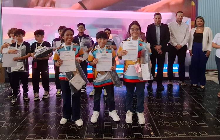 ¡Felicidades! Más de 600 jóvenes brillaron en la Olimpiada Nacional de Robótica