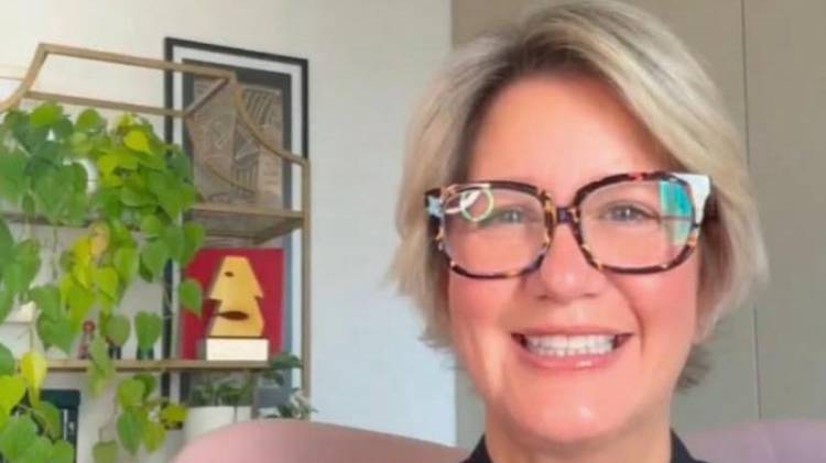 Lorena Castillo habló sin filtros sobre complots políticos, su matrimonio y el renacer emocional que vive hoy.