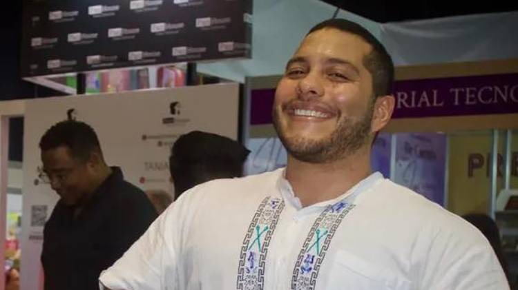 Redes Sociales/@mrjunx