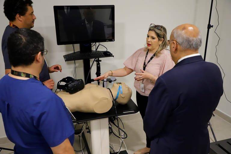 La Ciudad de la Salud está a otro nivel de complejidad y equipado con avances tecnológicos .