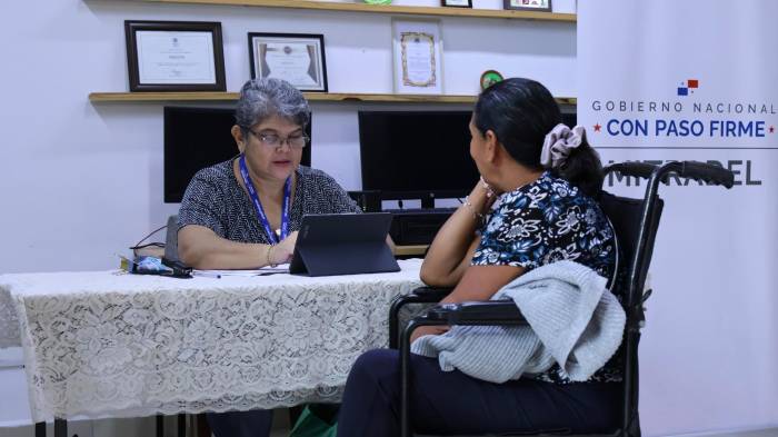 Mujeres al poder: artesanas de Coclé reciben carné y rompen barreras