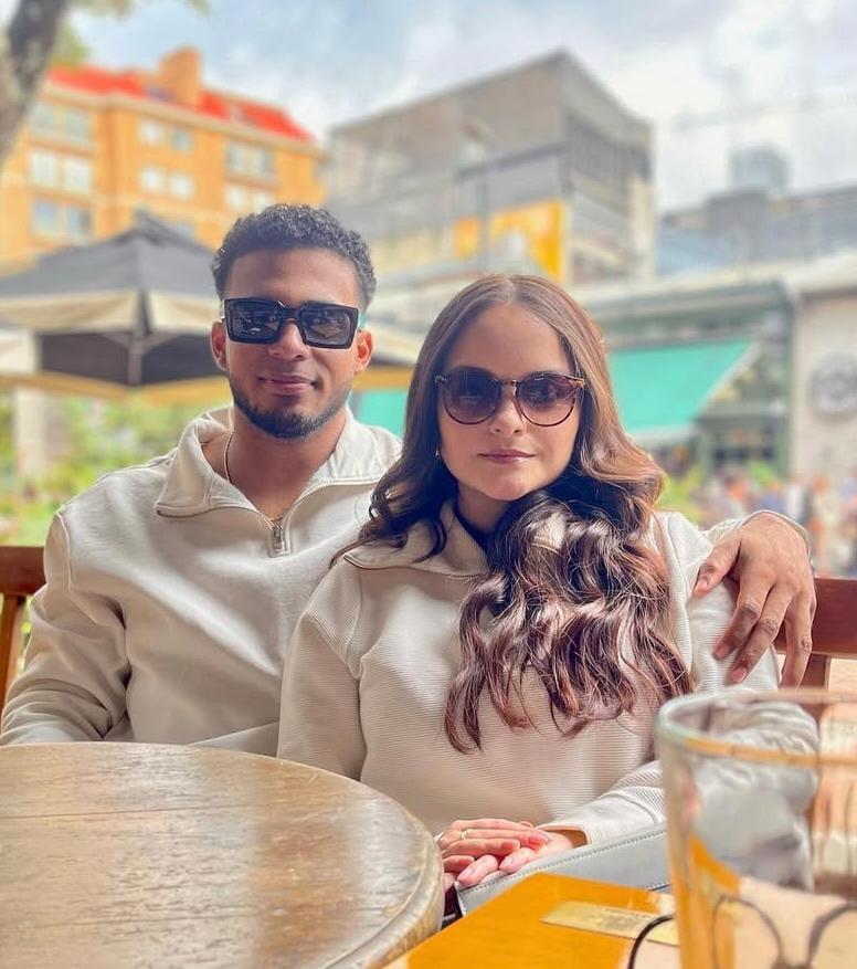 María Paula es novia del pelotero santeño Leonardo Jiménez, quien juega en las Grandes Ligas con los Toronto Blue Jays.