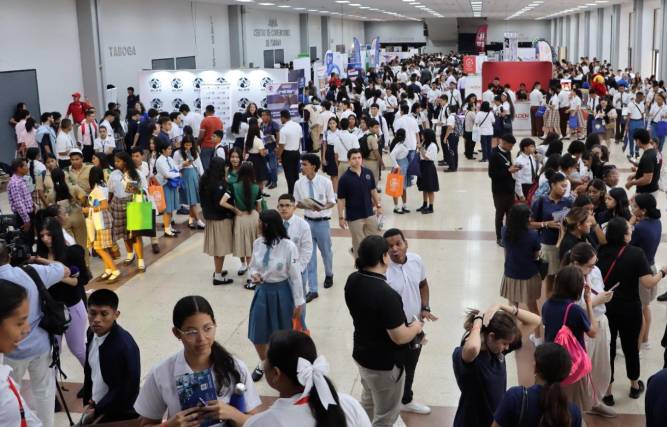 Expo Feria Universitaria Abre Sus Puertas Para Orientar A Bachilleres