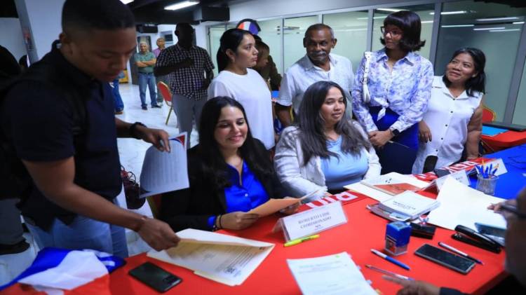 ¡Sorpresa! Postulan a Bernardo Meneses para el CEN del PRD