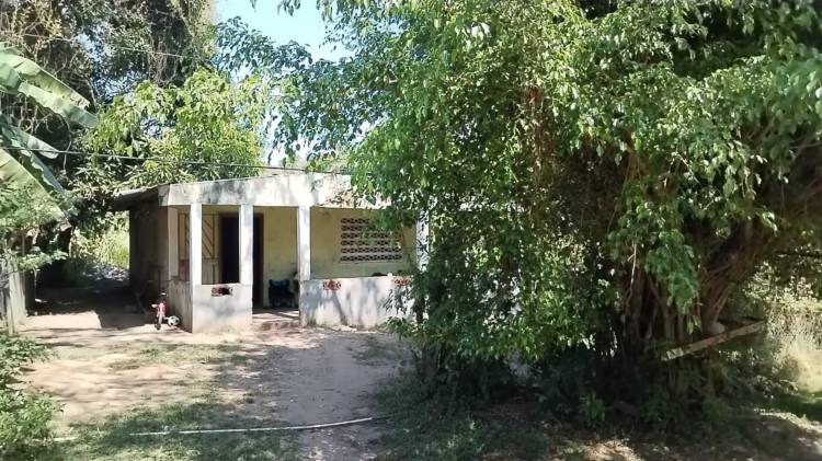 Peritos del Ministerio Público realizaron el levantamiento del cuerpo en Nueva Gorgona, Chame.