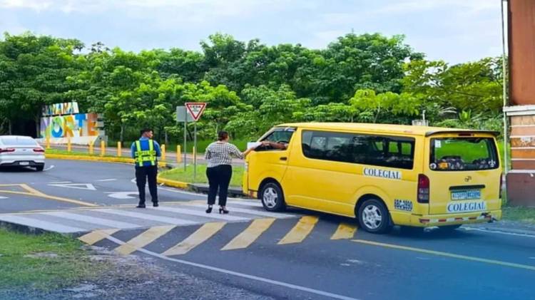 Lucha contra la piratería, regulación de contratos, los principales ejes de la nueva normativa.