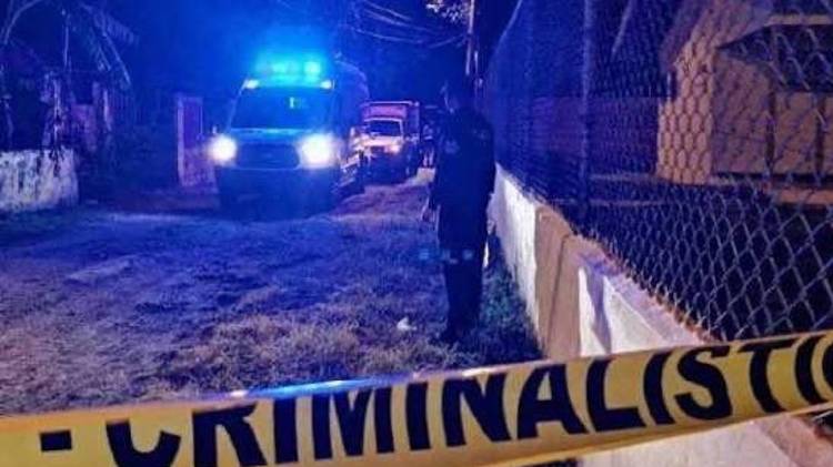 Las autoridades judiciales mantienen en reserva la identidad del hombre calcinado mientras se adelantan las investigaciones de este homicidio.