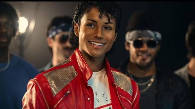 Jaafar Jackson, sobrino del legendario Michael Jackson, interpreta al “Rey del Pop” en la esperada película biográfica ‘Michael’.