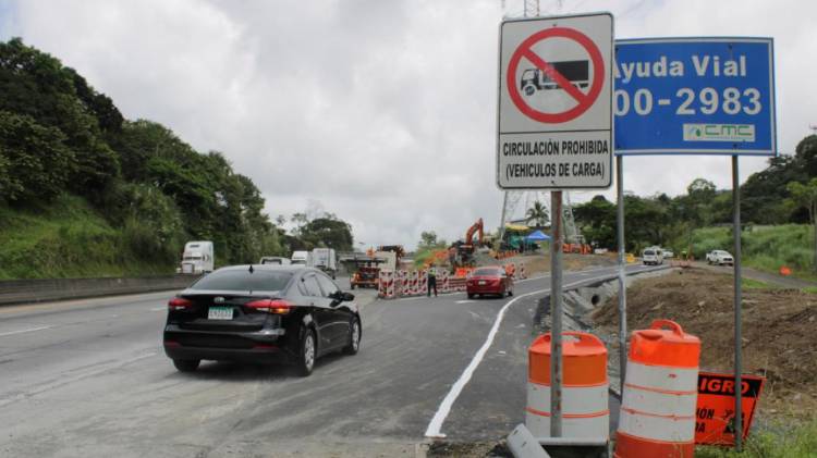Colapso en carretera provoca cierre, lo cual deja una incertidumbre enorme.