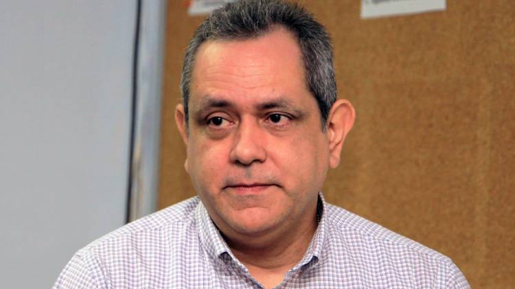 Pablo González, del Departamento de Epidemiología del Minsa.