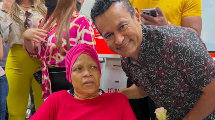 Además de música, los hermanos Sandoval llevaron una palabra de fe a las personas que luchan contra el cáncer.