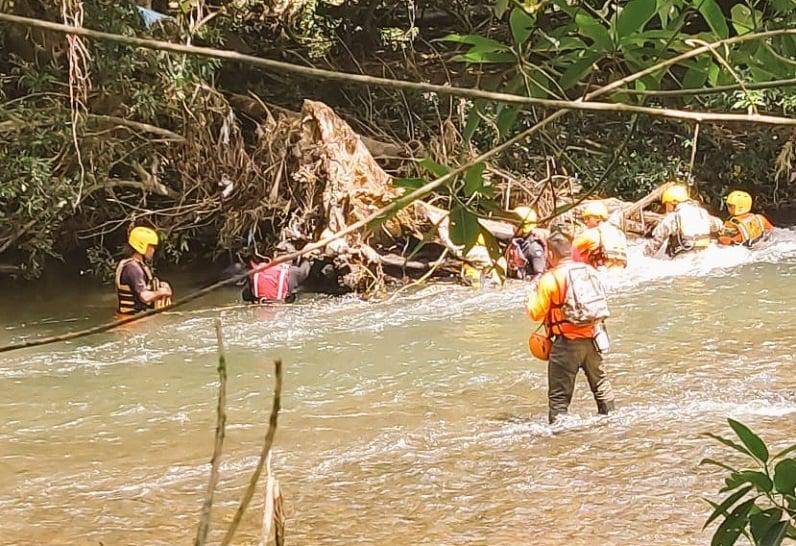 Joven de 15 años pierde la vida al ser arrastrada por una cabeza de agua