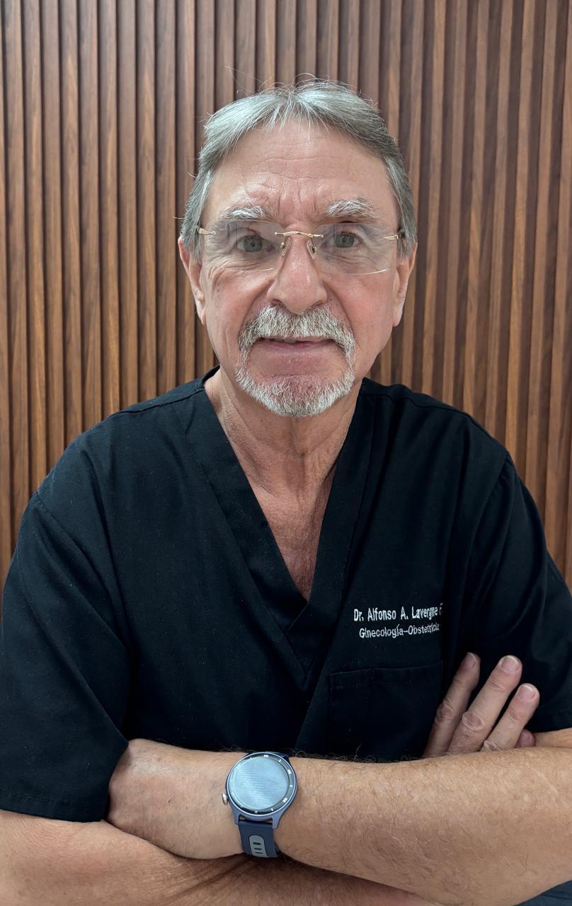 Dr. Julio Armando Lavergne Harris y el Día del Ginecólogo en Panamá