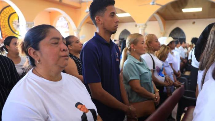 Familiares pidieron justicia y describieron a Esteban como el alma de la familia y chico alegre