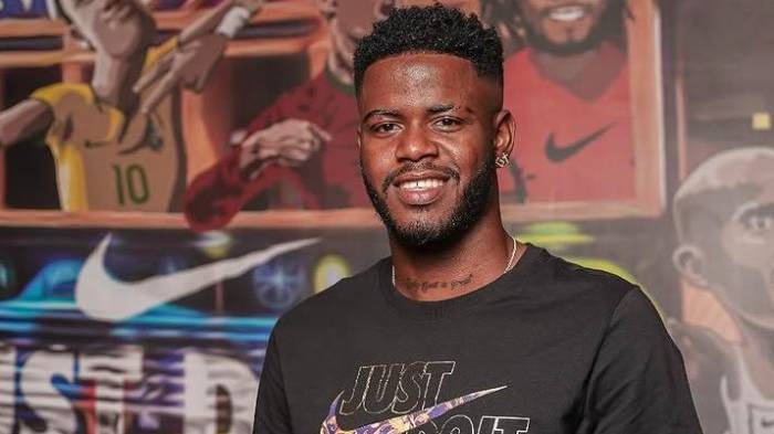 Freddy Góndola promete pagarle a Barceló tras la presión en redes.