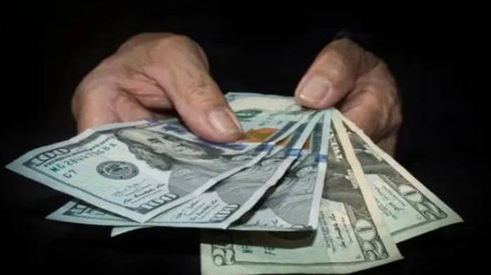 Aprueban aumento a jubilados y actualización de bono