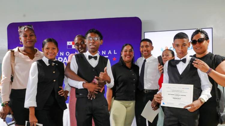 Según el Ministerio de Desarrollo Social, durante el año 2025, el CEFODEA atendió a una población de 44 estudiantes.