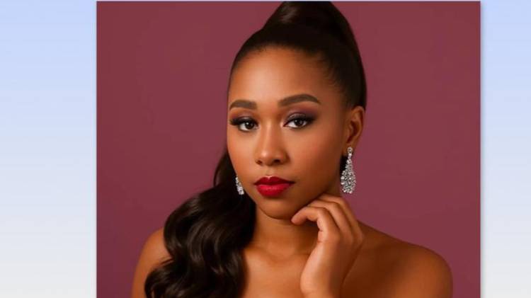 En agosto, la tuna de Calle Arriba de Natá presentó a su reina para el 2026, Thatiana Bruce.