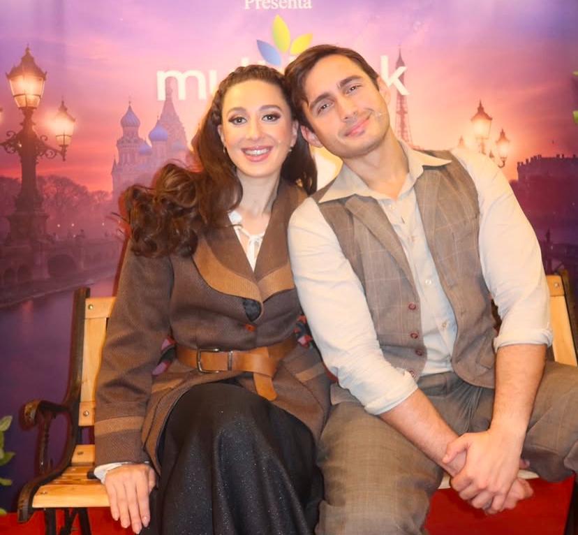 La versión panameña de ‘Anastasia, El Musical’ tuvo dos temporadas en el 2024 por la alta demanda del público, consolidando a Mafe y Diego como favoritos del teatro nacional.