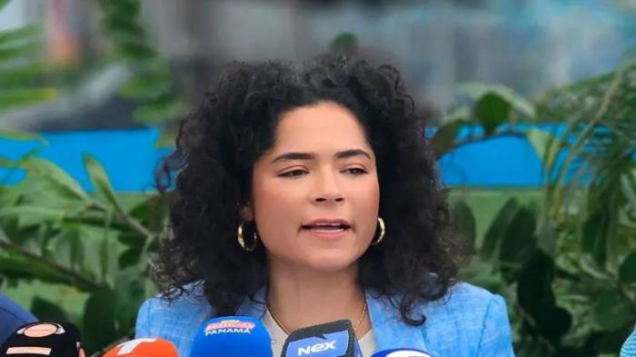 La alcaldesa aclaró que su administración ha destinado más de medio millón de dólares al pago de deudas heredadas.