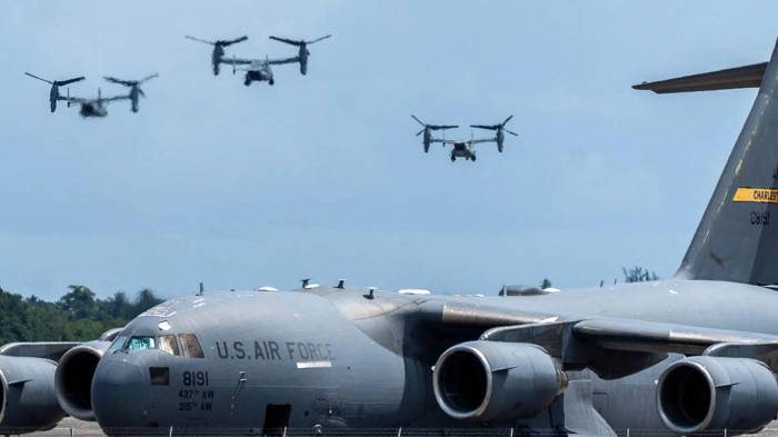 Donald Trump ordenó el despligue de 25.000 militares cerca de Venezuela para combatir el narco.