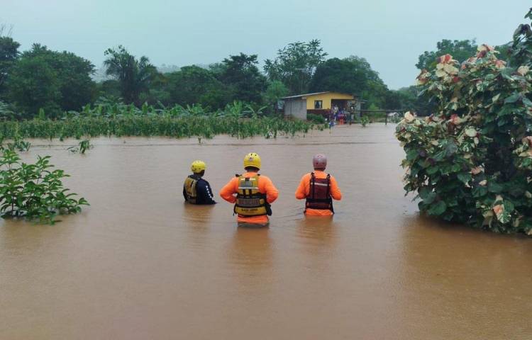 Intensas lluvias generaron inundaciones.