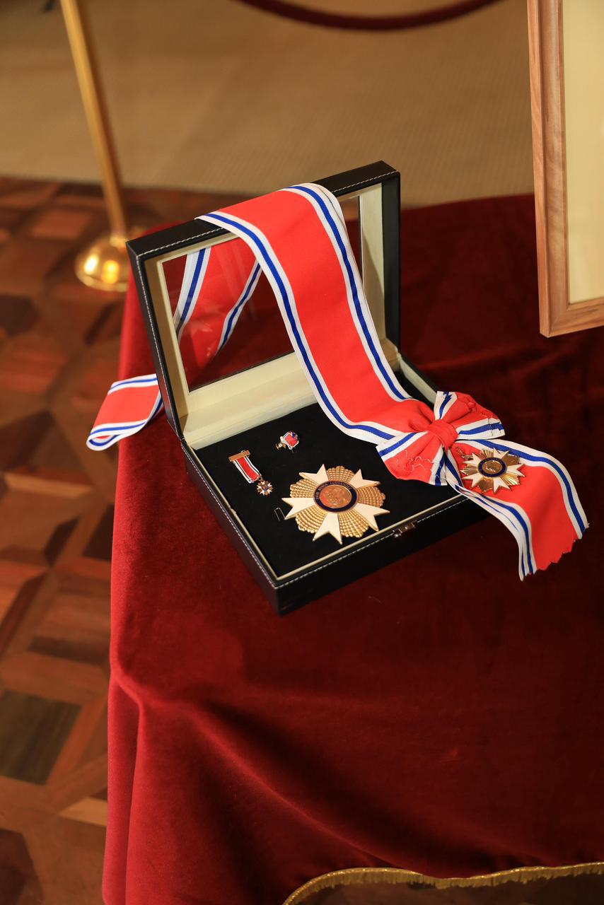 Costa Rica otorga al presidente Mulino uno de sus máximos honores durante el encuentro bilateral.