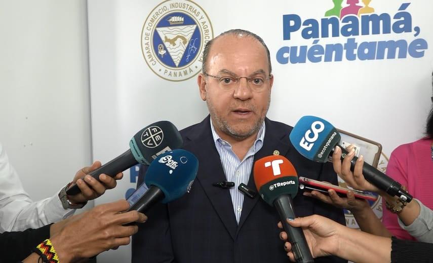 La C&aacute;mara de Comercio cuestiona la huelga indefinida de los docentes