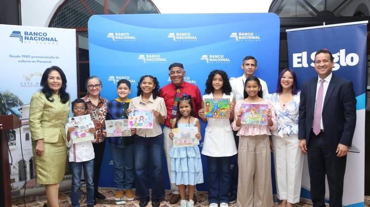 En la foto los ganadores del concurso ‘Dibuja tu futuro ahorrando’ del 2024.