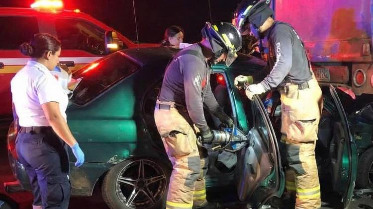 La Policía de Tránsito realiza las investigaciones para deslindar responsabilidades de este caso