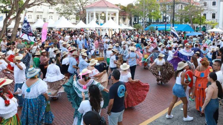 Actividades en el Casco Antiguo inician desde las 8:00 am.
