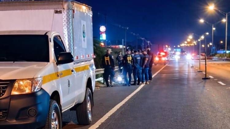 El peatón intentaba cruzar la autopista Arraiján-La Chorrera cuando fue impactado por un vehículo