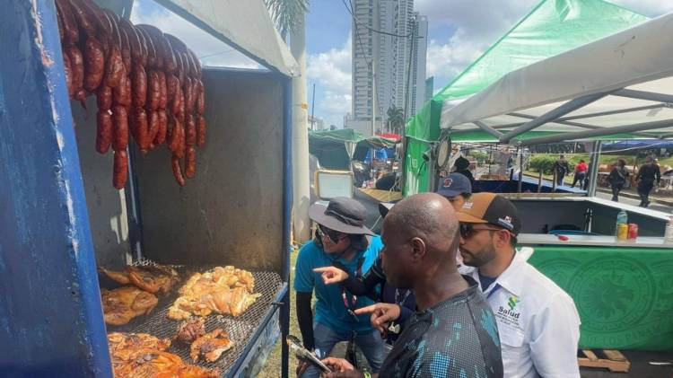Cien permisos temporales se darán para microempresarios que estarán en el Carnaval de la Cinta Costera.