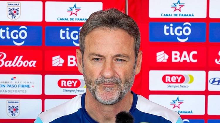 Fútbol: Thomas Christiansen sale satisfecho del empate