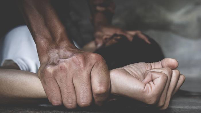 El agresor sexual será llevado ante el juez de garantías para que pague por su acto.